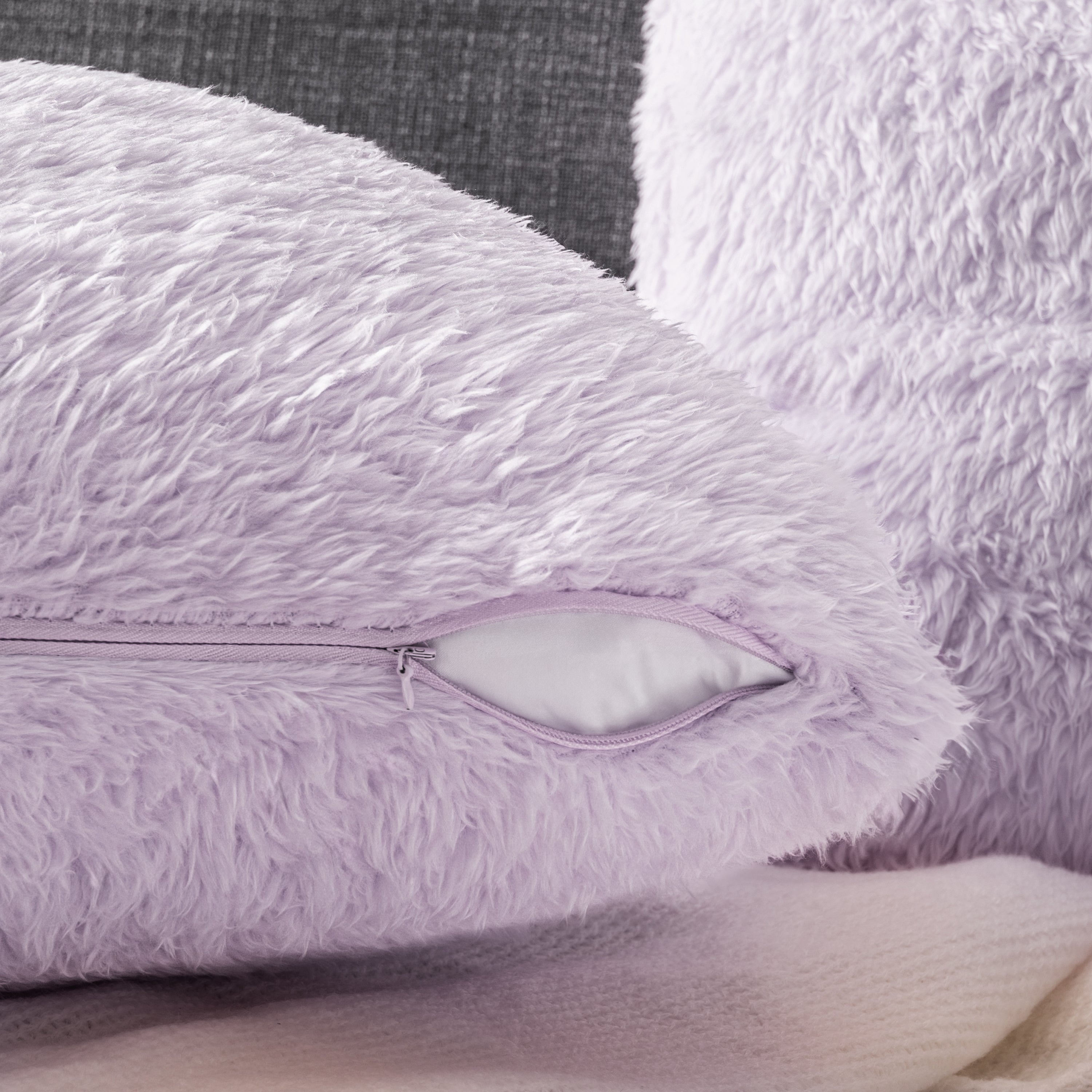Throw Pillow Covers Set of 2 Sofa Decor Fuzzy Cushion Cases 2 Sizes with Zipper