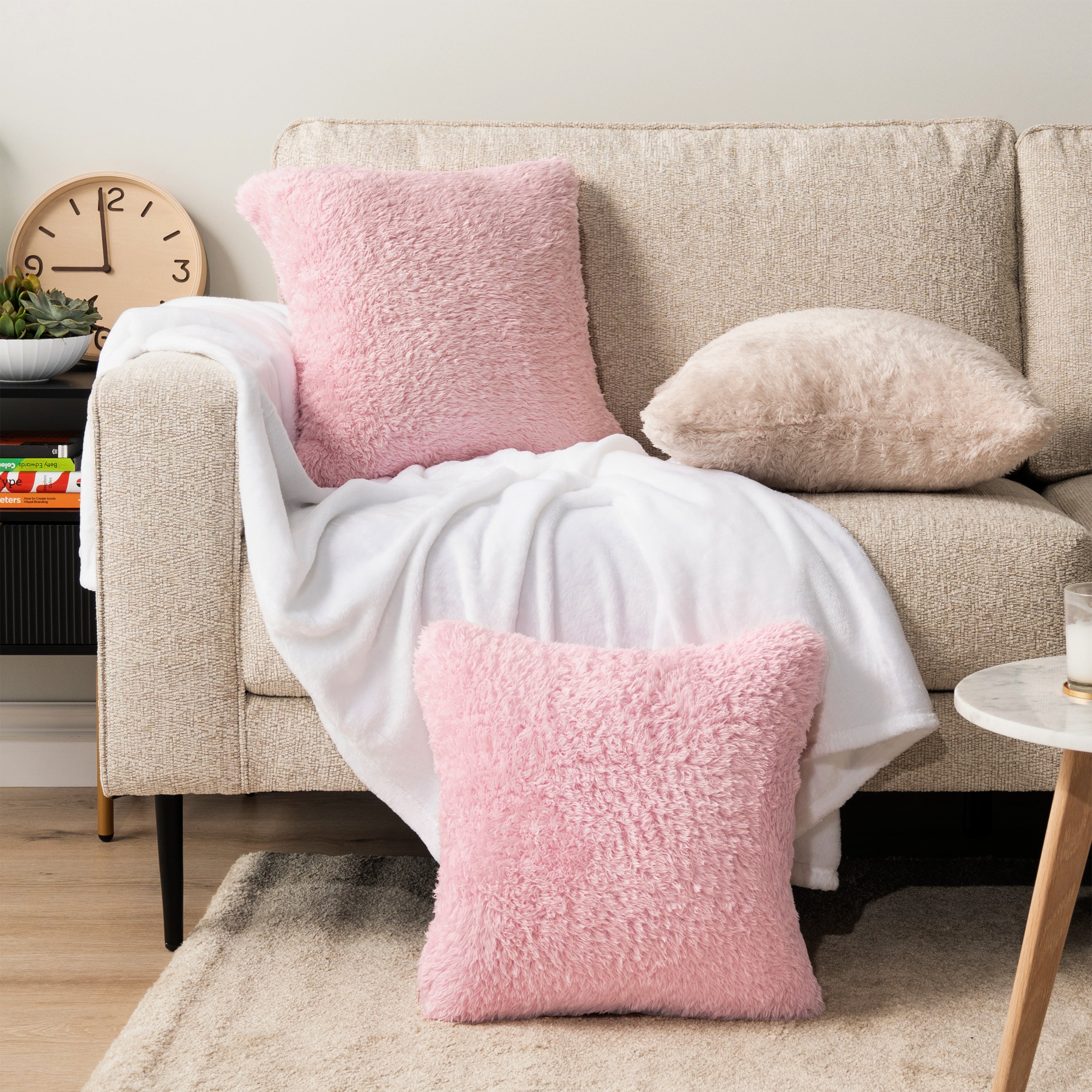 Throw Pillow Covers Set of 2 Sofa Decor Fuzzy Cushion Cases 2 Sizes with Zipper