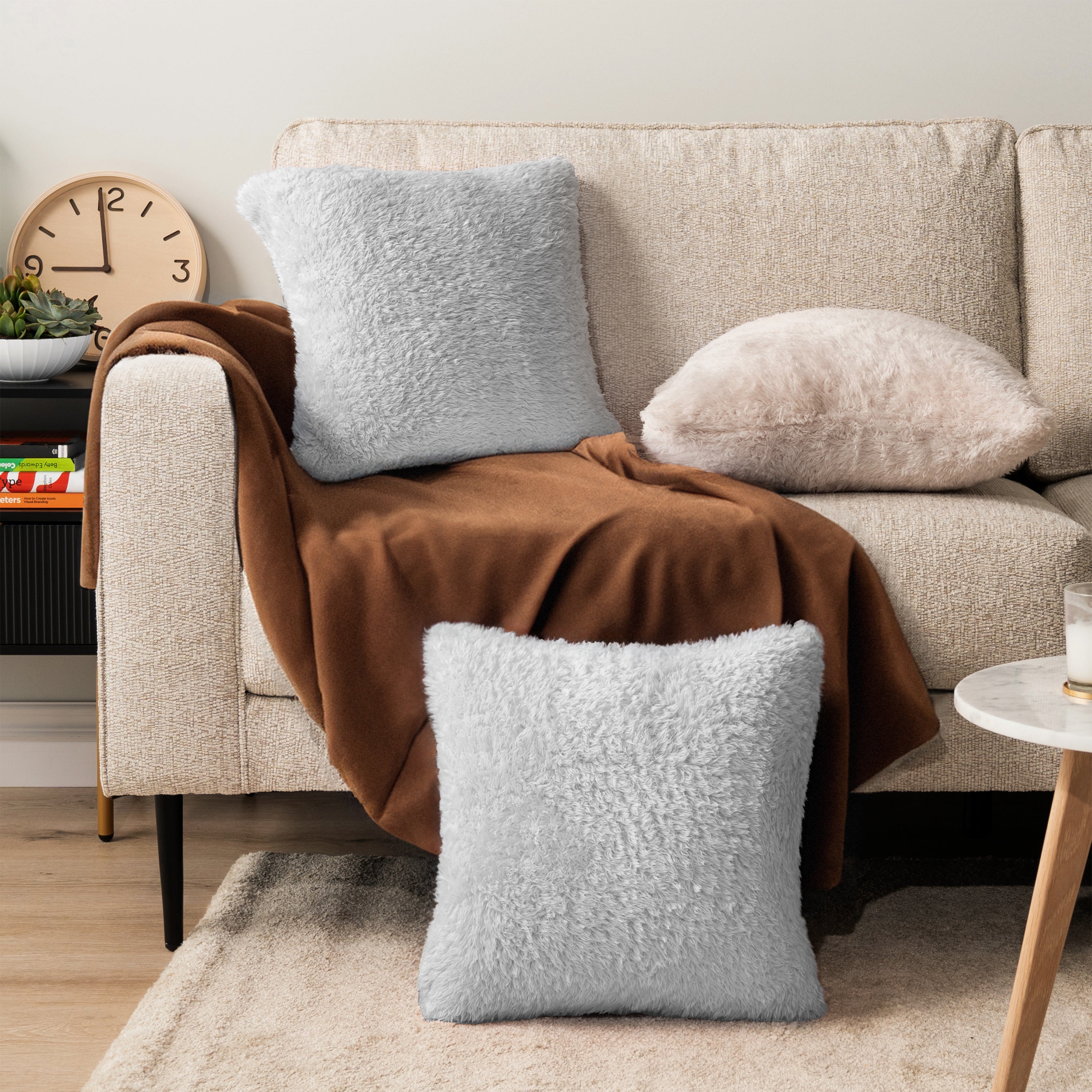 Throw Pillow Covers Set of 2 Sofa Decor Fuzzy Cushion Cases 2 Sizes with Zipper