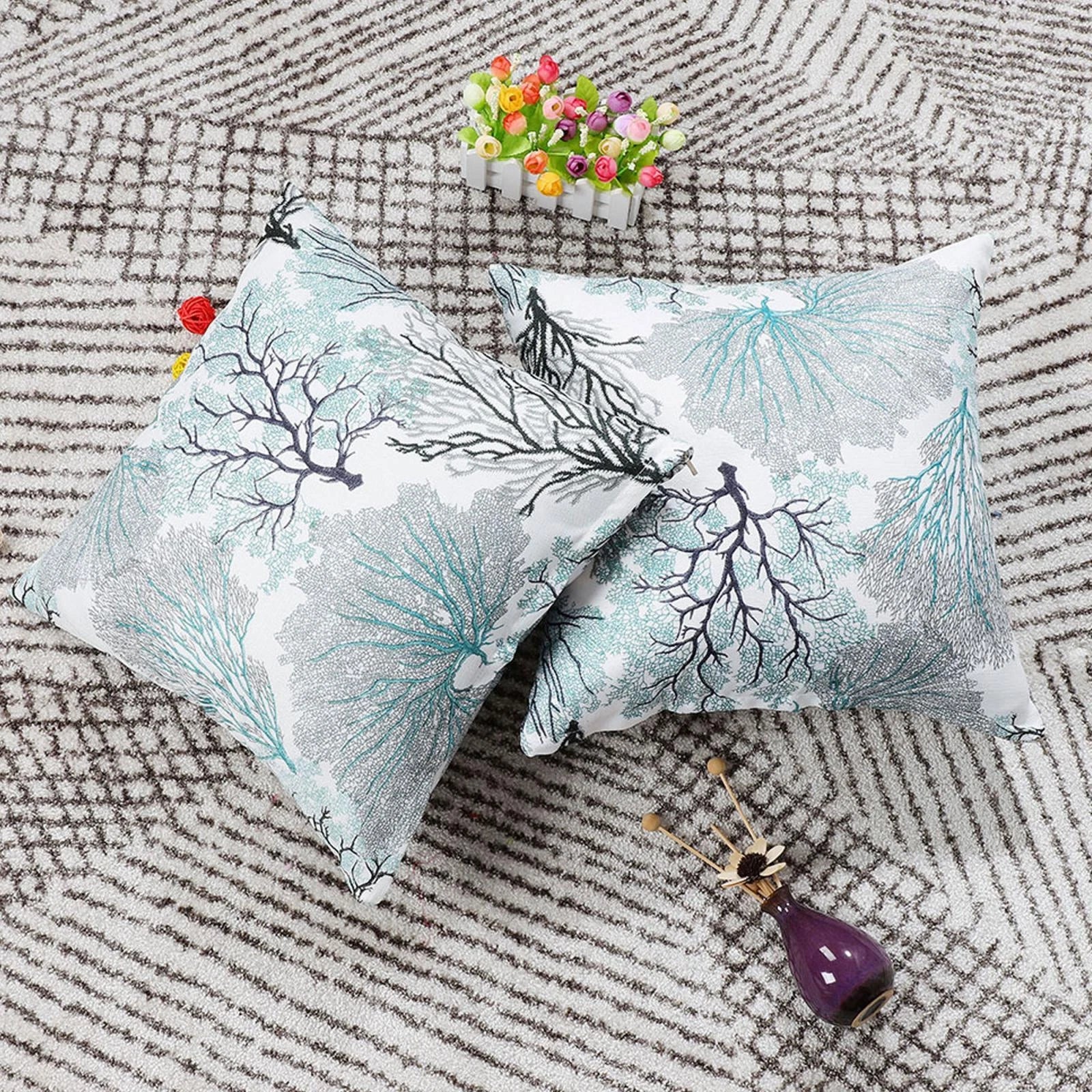 Stylish Simplicity Polyester Cushion Cover Throw Pillow Case for Sofa