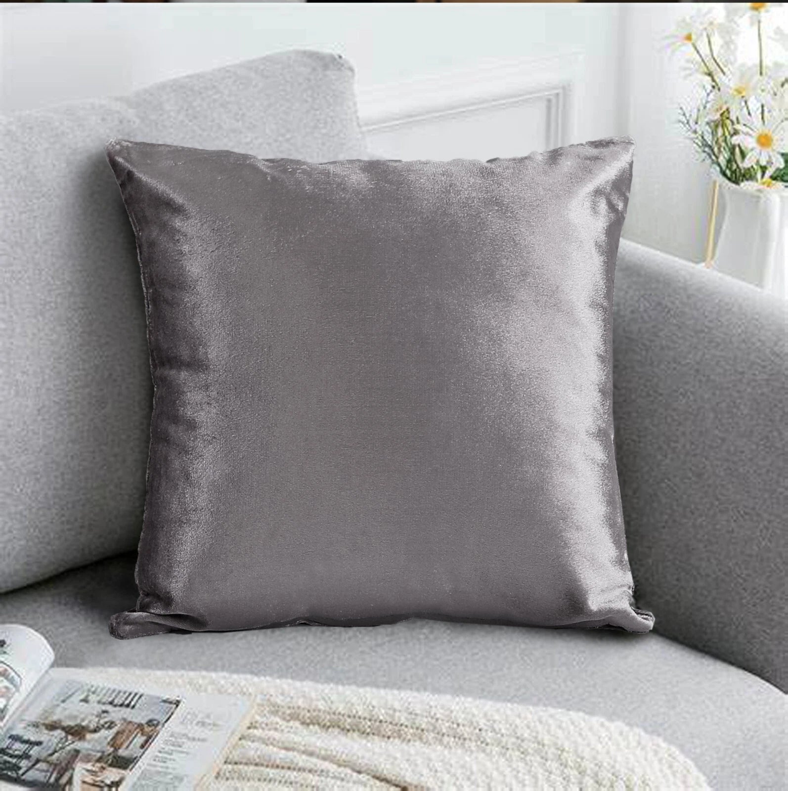 Pack of 4 Plush Velvet Cushion Covers Extra Soft Sofa Throw Pillow Cases 17"x17"