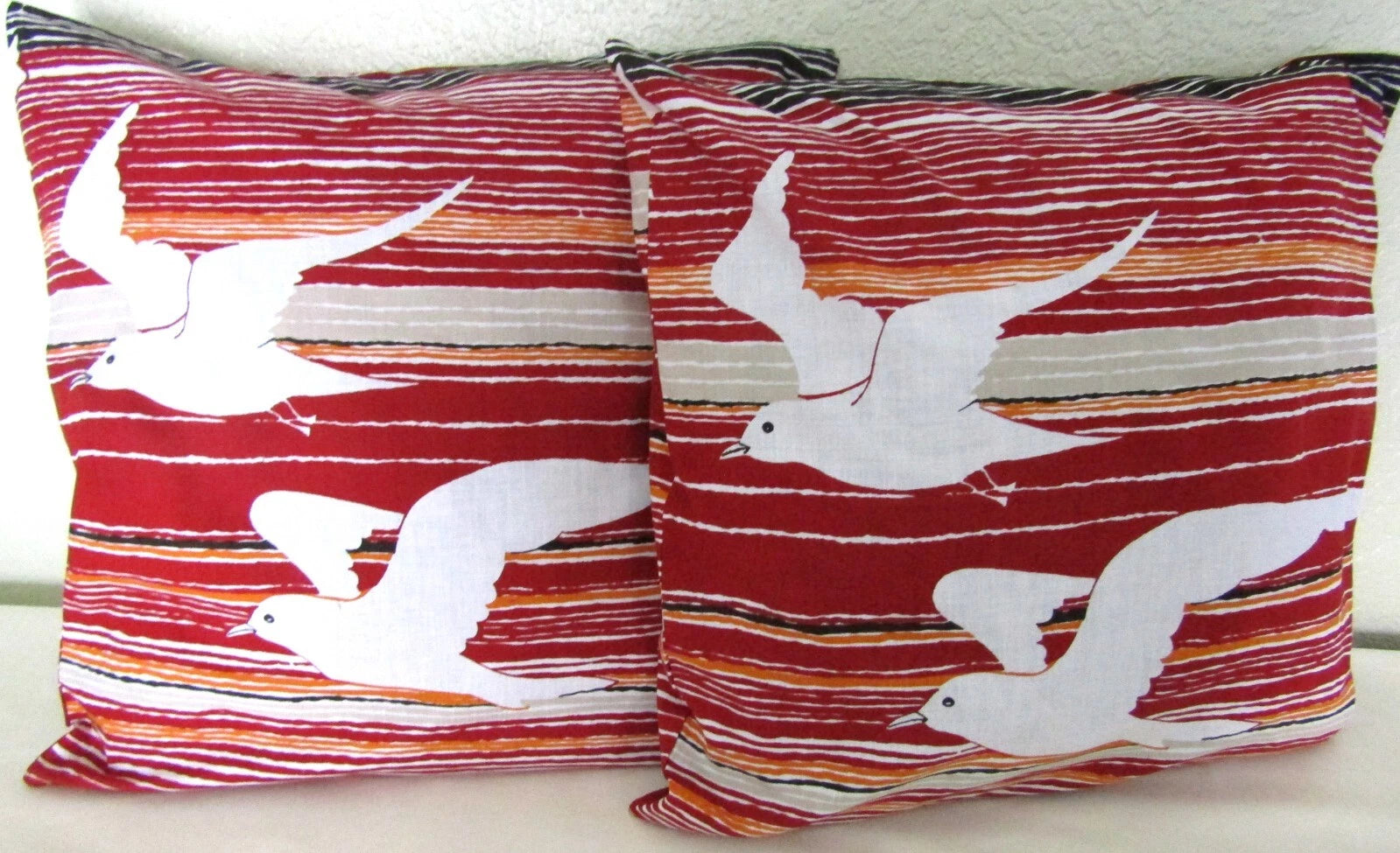 Indoor  Pigeon Pillow Case Sofa Throw Cushion Cover set of two  Home Decor Set