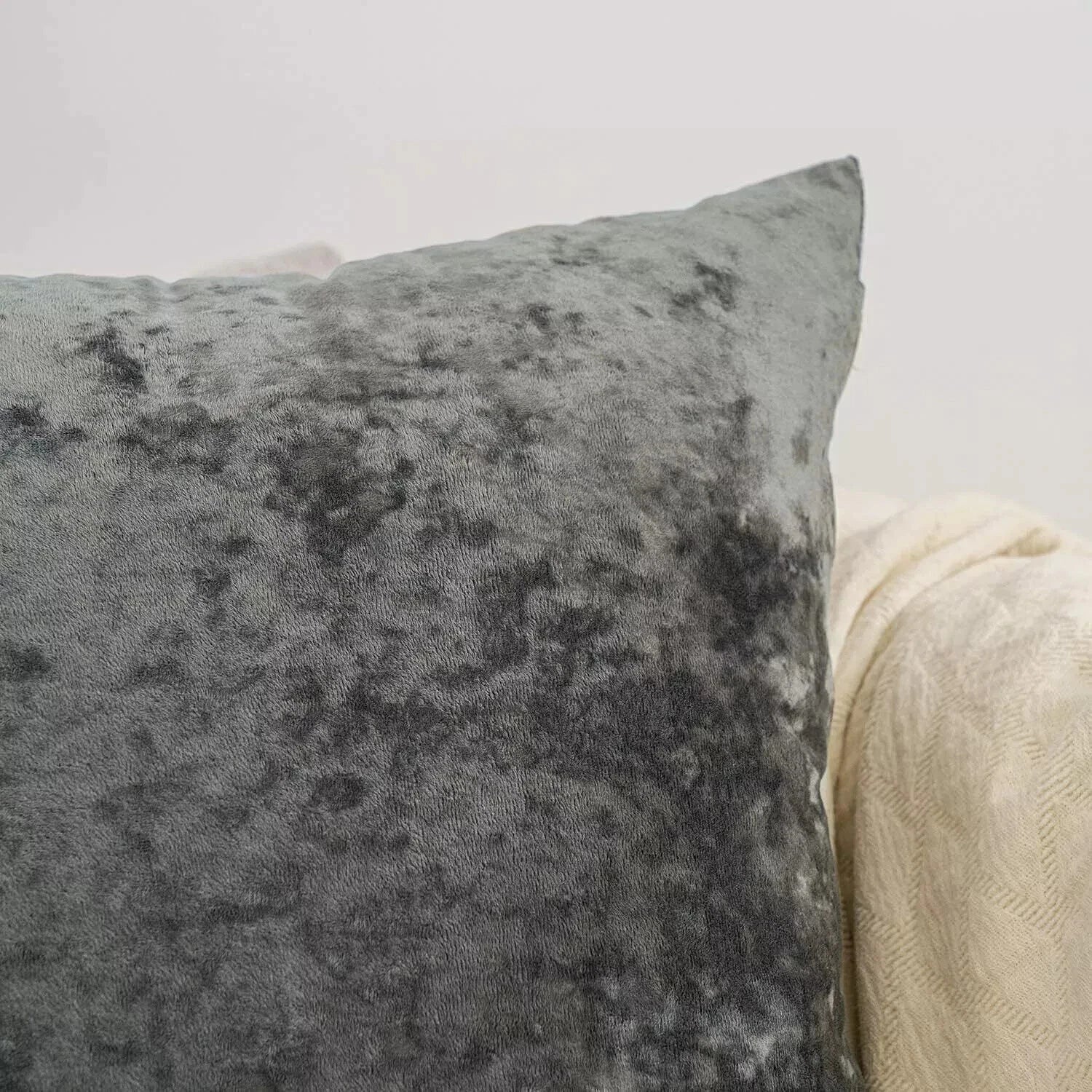 New Velvet Cushion Cover Square Pillow Case Throw Pillowcases for Sofa Bed Room