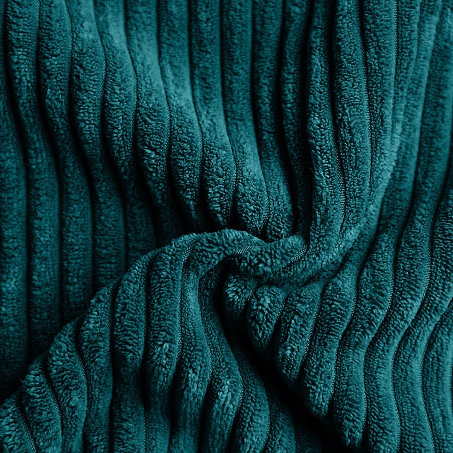 Pack of 1,2,4,6 Velvet Filled Cushion Covers 18x18 Sofa Decor Throw Pillow Cases