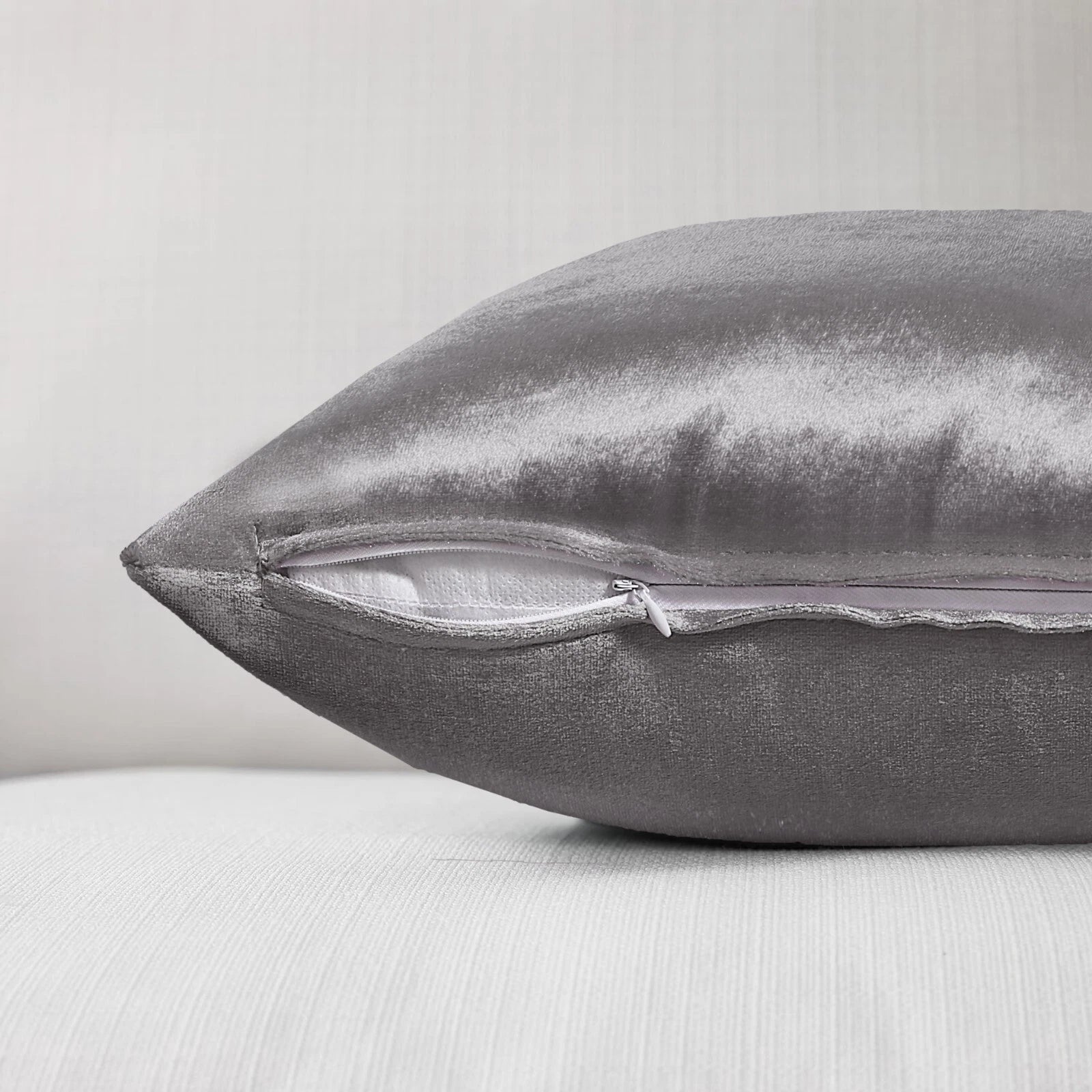 Pack of 4 Plush Velvet Cushion Covers Extra Soft Sofa Throw Pillow Cases 17"x17"