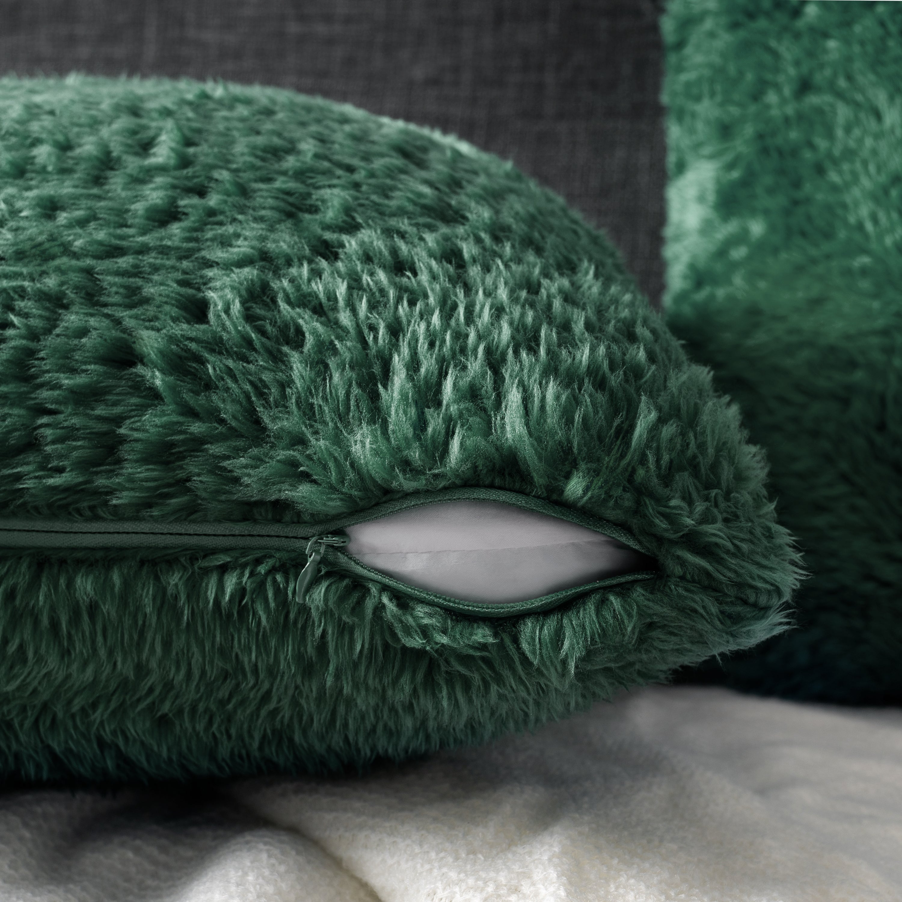 Throw Pillow Covers Set of 2 Sofa Decor Fuzzy Cushion Cases 2 Sizes with Zipper