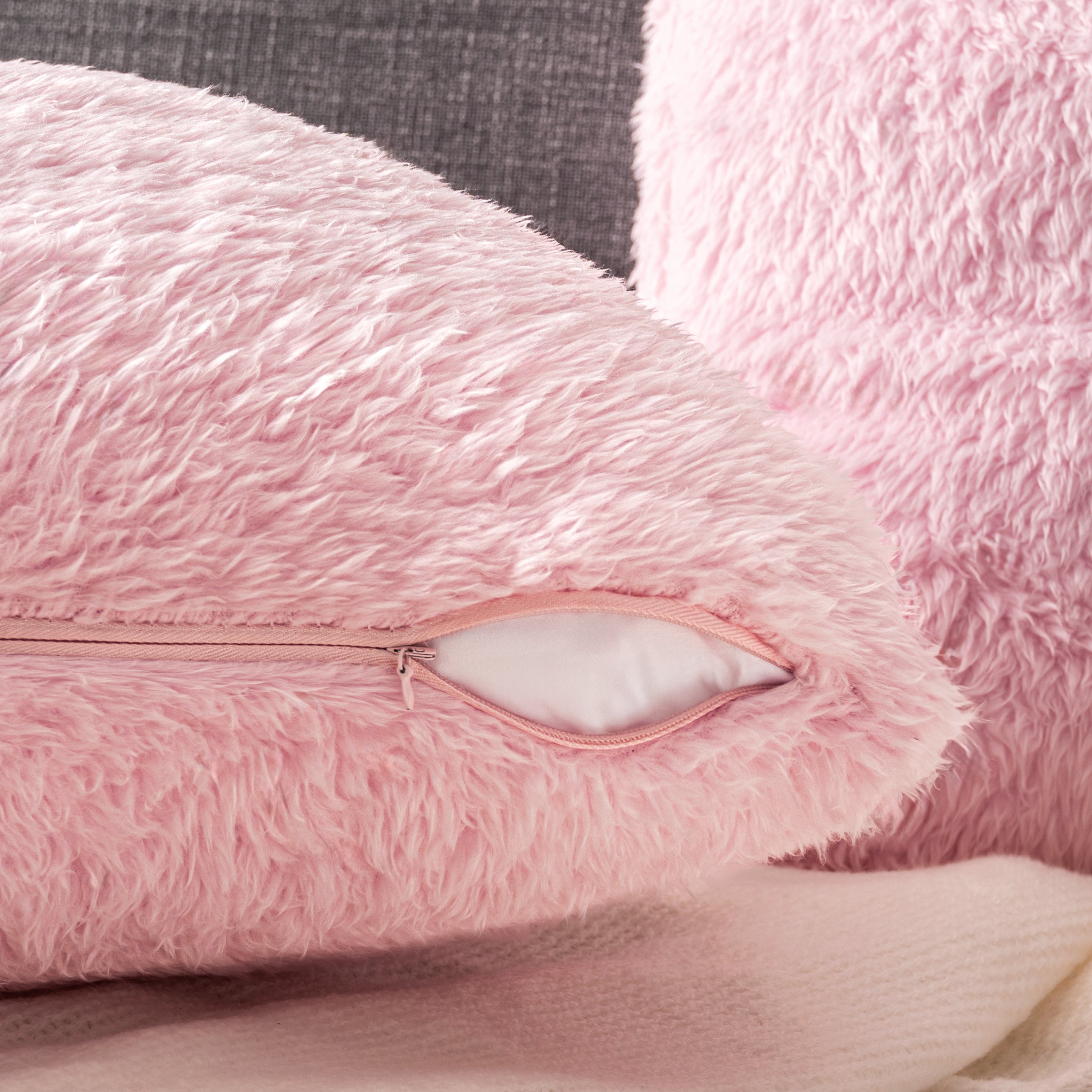Throw Pillow Covers Set of 2 Sofa Decor Fuzzy Cushion Cases 2 Sizes with Zipper