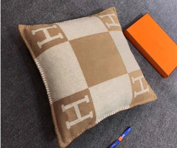 Cashmere Throw Pillow Wool Plaid Soft Warm Shawl Sofa Bedding Cushion Gift New