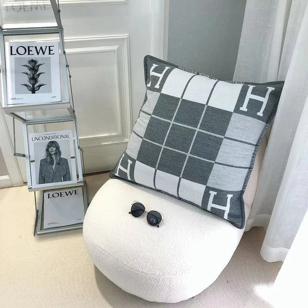 Cashmere Throw Pillow Wool Plaid Soft Warm Shawl Sofa Bedding Cushion Gift New