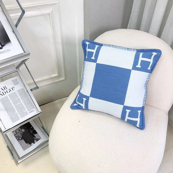 Cashmere Throw Pillow Wool Plaid Soft Warm Shawl Sofa Bedding Cushion Gift New