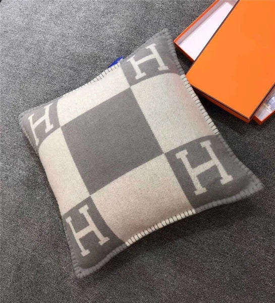 Cashmere Throw Pillow Wool Plaid Soft Warm Shawl Sofa Bedding Cushion Gift New